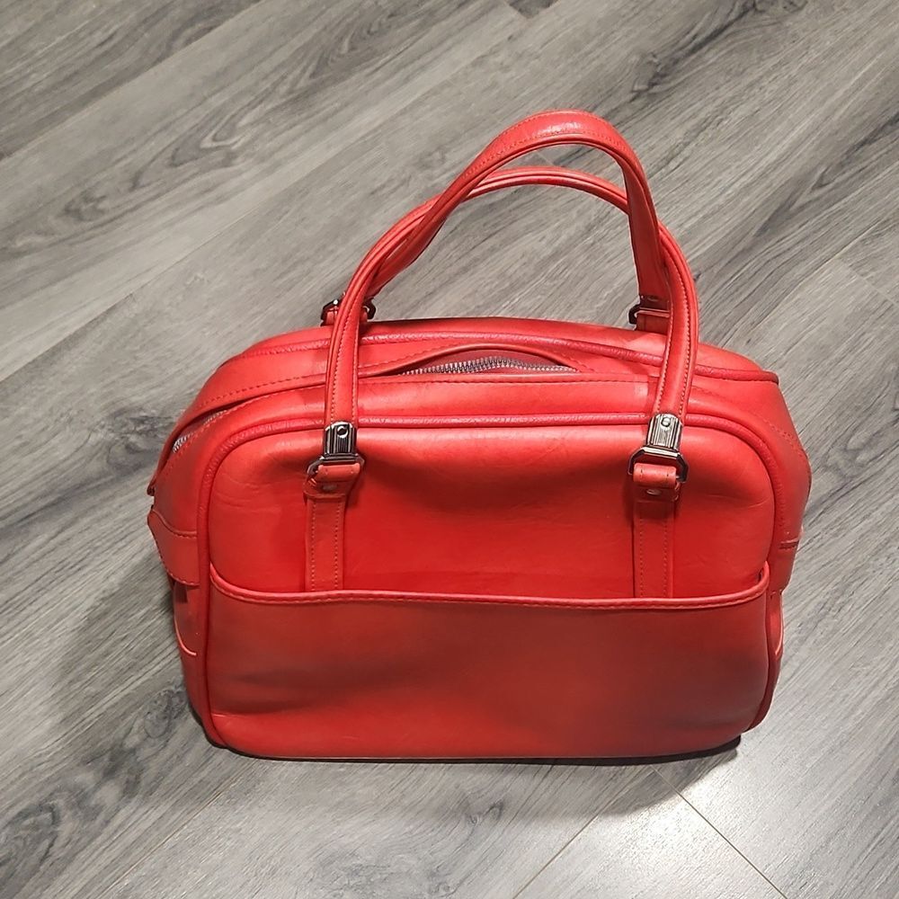 Vintage Tomato Red American Tourister Travel Bag - Picture 3 of 11